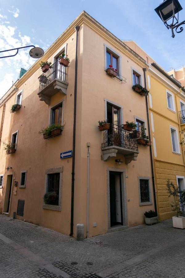 Hotel Amsicora 8 Olbia Exterior foto
